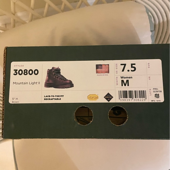 Only worn twice. They are just not for me. - Picture 5 of 8